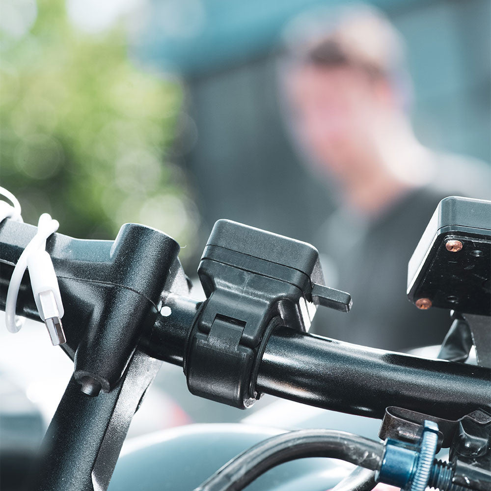 Oxford CLIQR Motorcycle handlebar mount