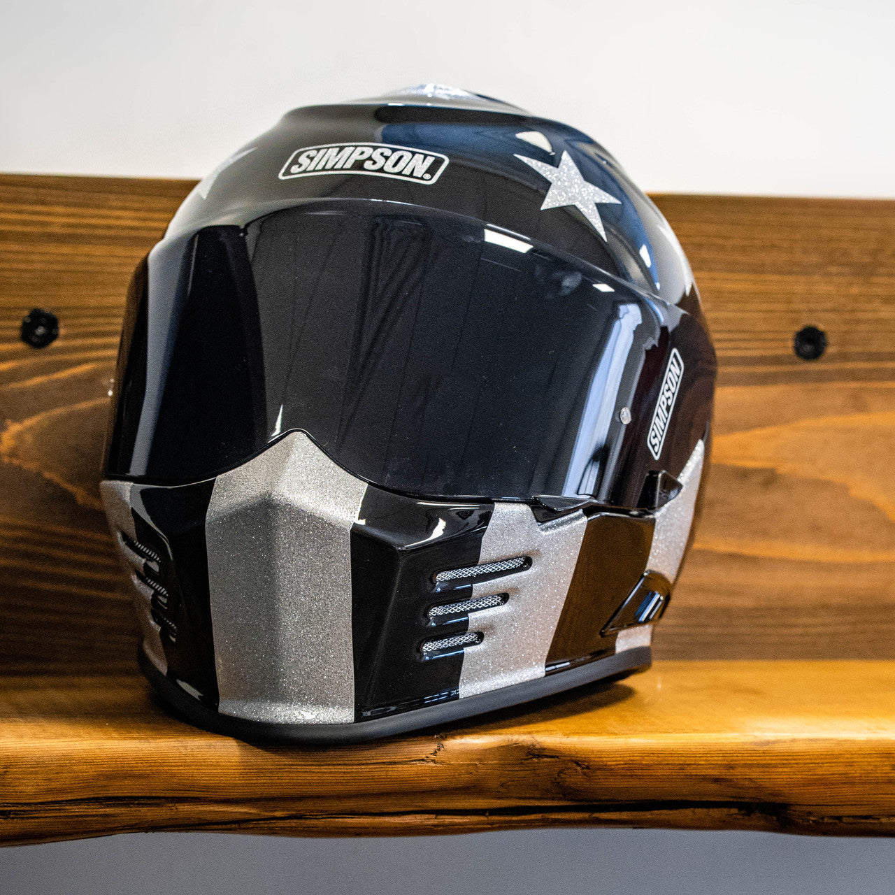 Simpson Venom Sting Rae Full Face Motorbike Helmet